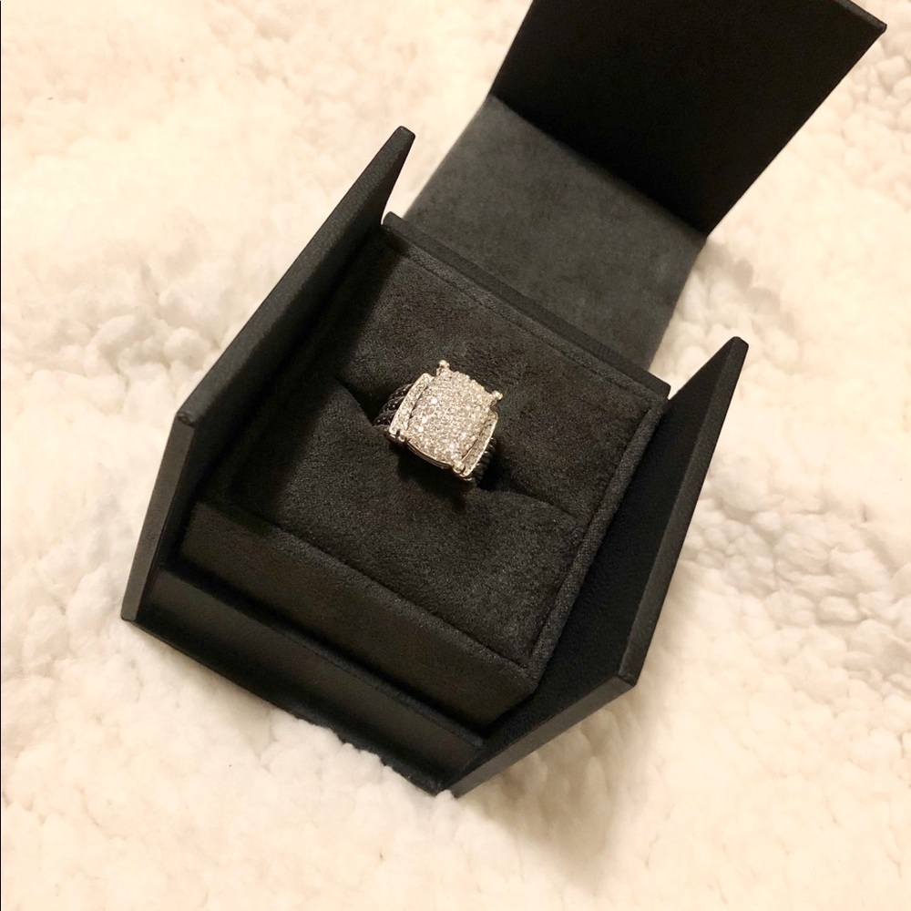 SOLD!!!! Like new Wheaton w/diamonds 16x12mm - Picture 4 of 8